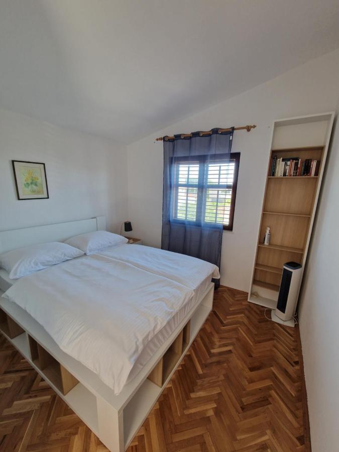 Apartments Dara Rogoznica  Esterno foto