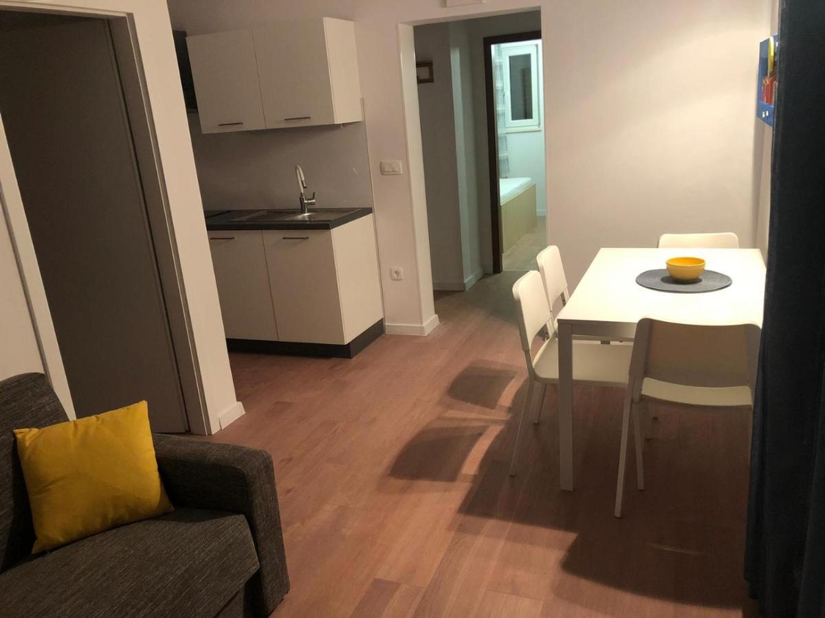 Apartments Dara Rogoznica  Esterno foto